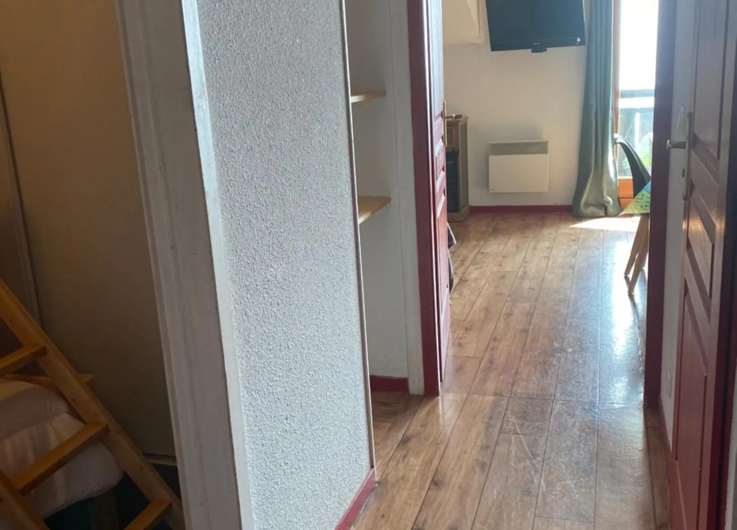 Apartament Plein Sud, Grande Piece De Vie, Vue Imprenable Sur Les Montagnes Et Parking Couvert Prive